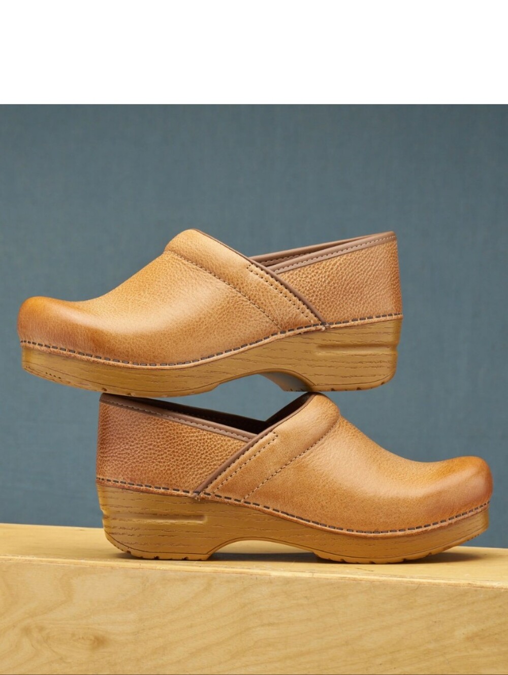 Dansko The Professional clog Women's Size 9.5/10